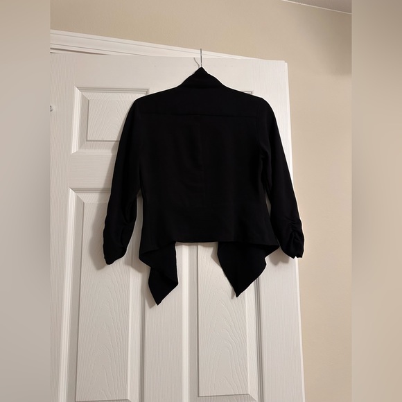 Michel Black Blazer Shawl Size M 3/4 Sleeves & Very Stretchy Size S - Picture 2 of 3